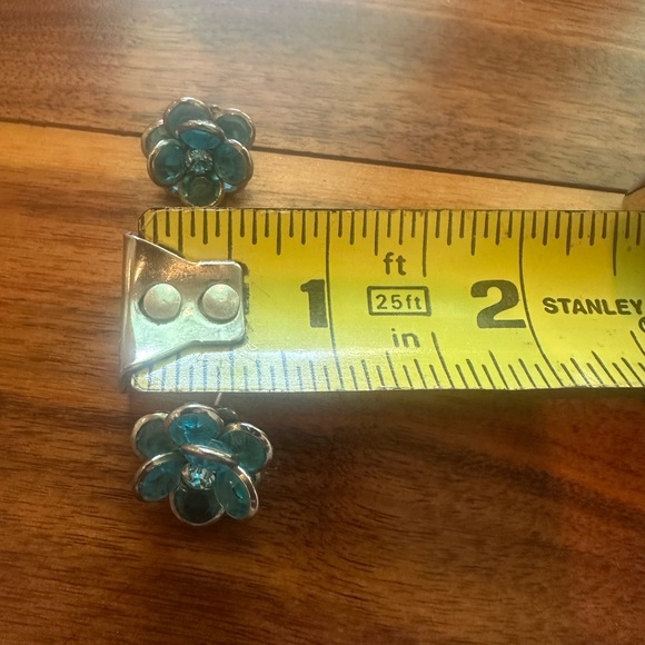 Anthropologie Crystal Flower Stud Turquoise Earrings - Picture 6 of 6